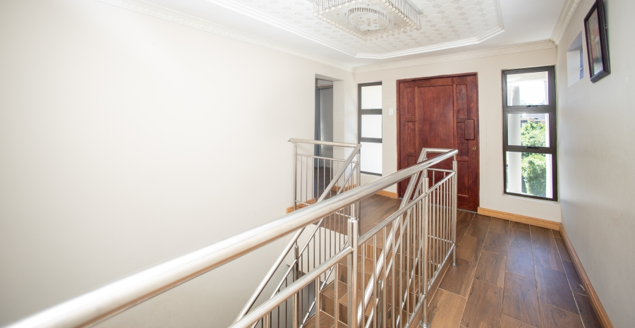 6 Bedroom Property for Sale in Beacon Bay Eastern Cape